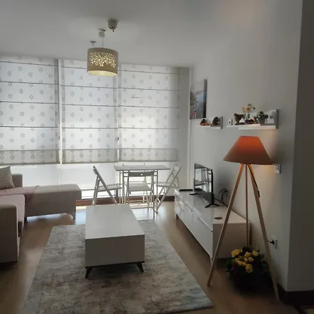 شقة Lux,comfortable,spacious,central,cozy,large Rezidans